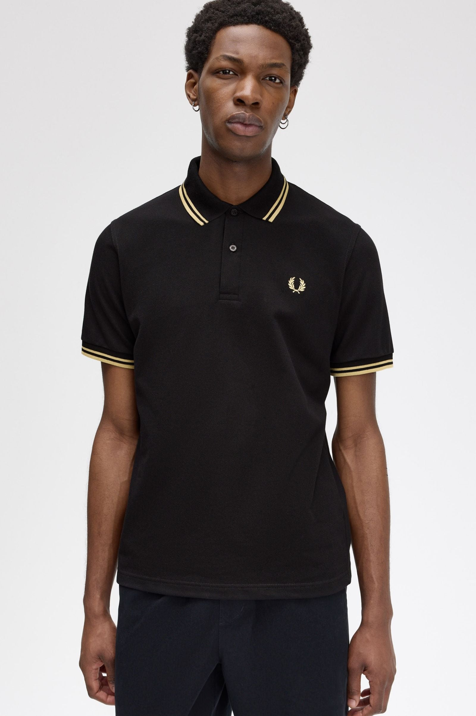 THE SHIRT (Black / Champagne / Champagne)