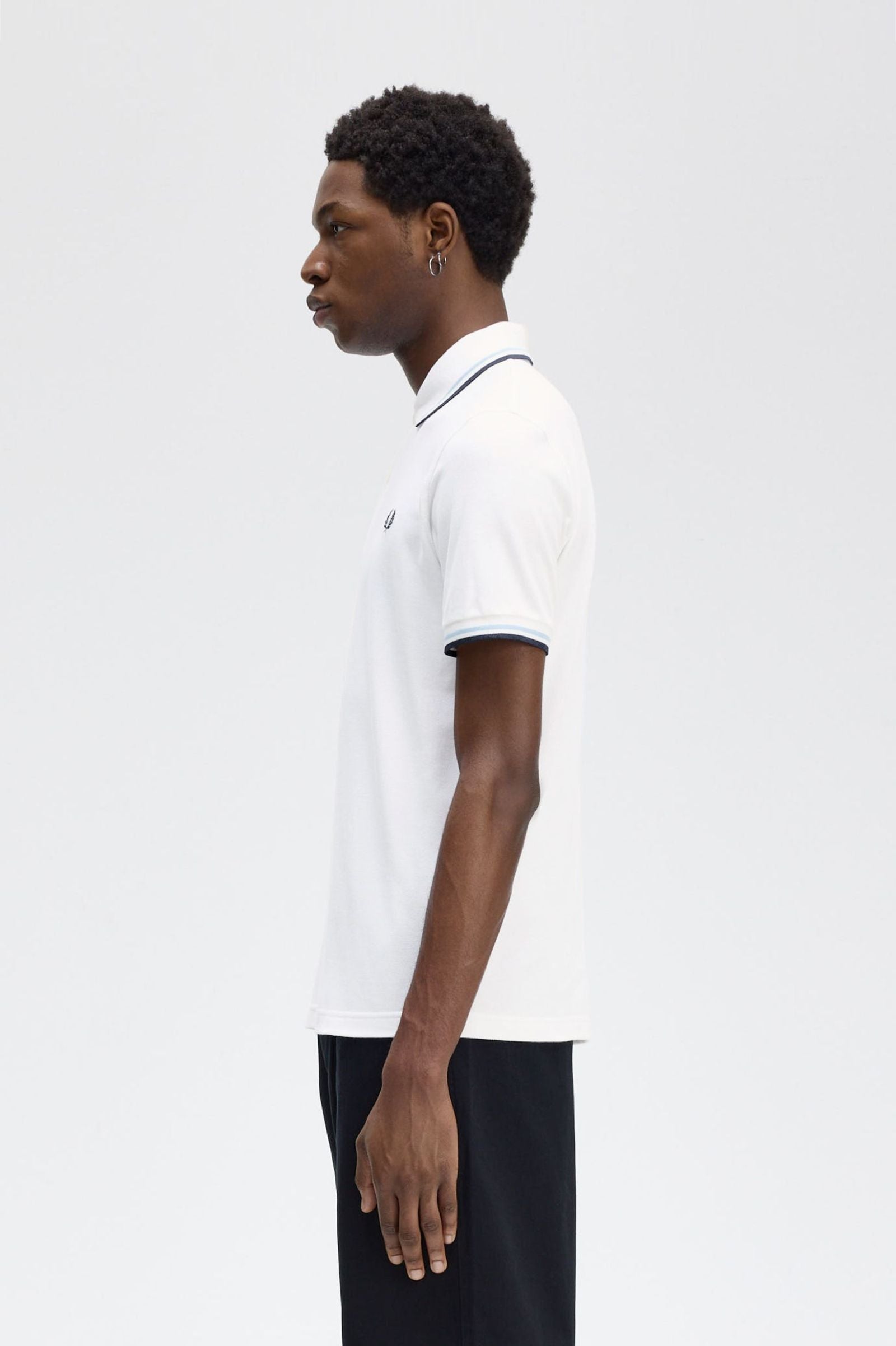 THE SHIRT (White / Ice / Navy)