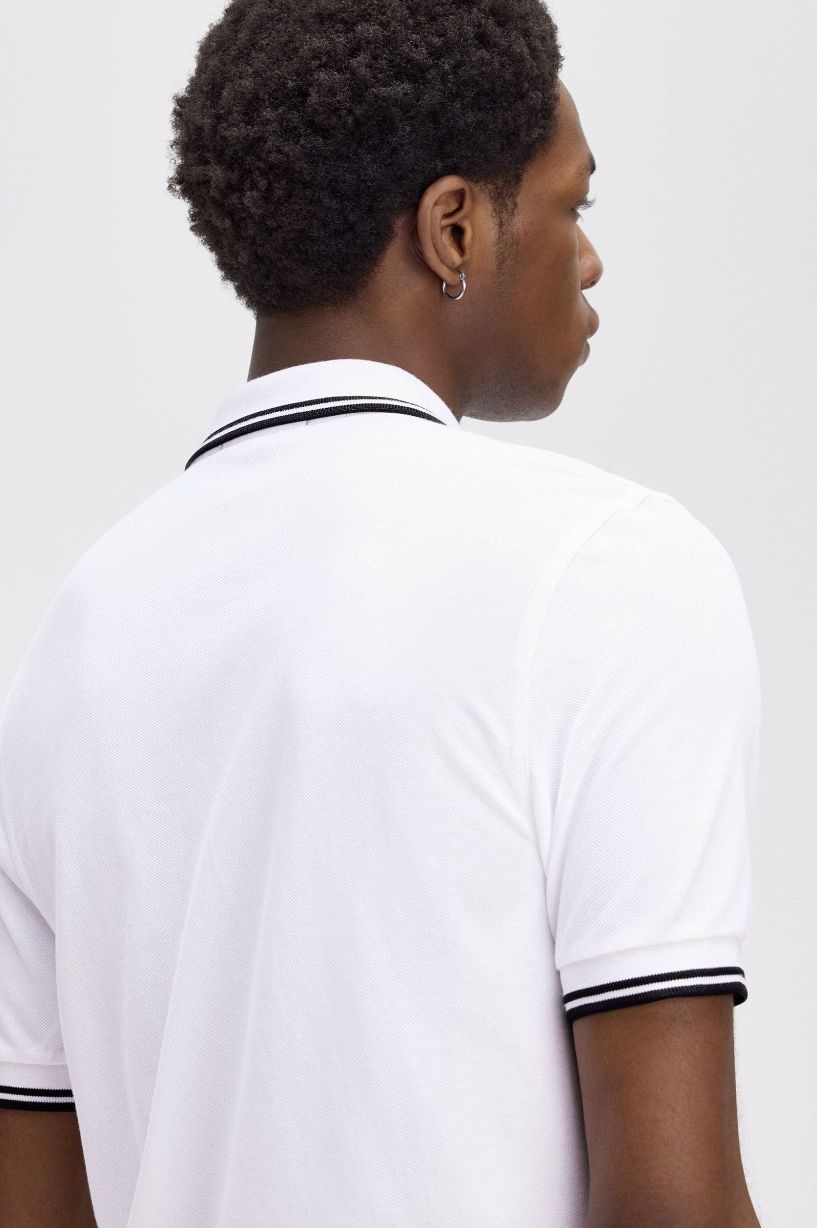 THE ShirtM3 T-SHIRT (White / Black / Black)