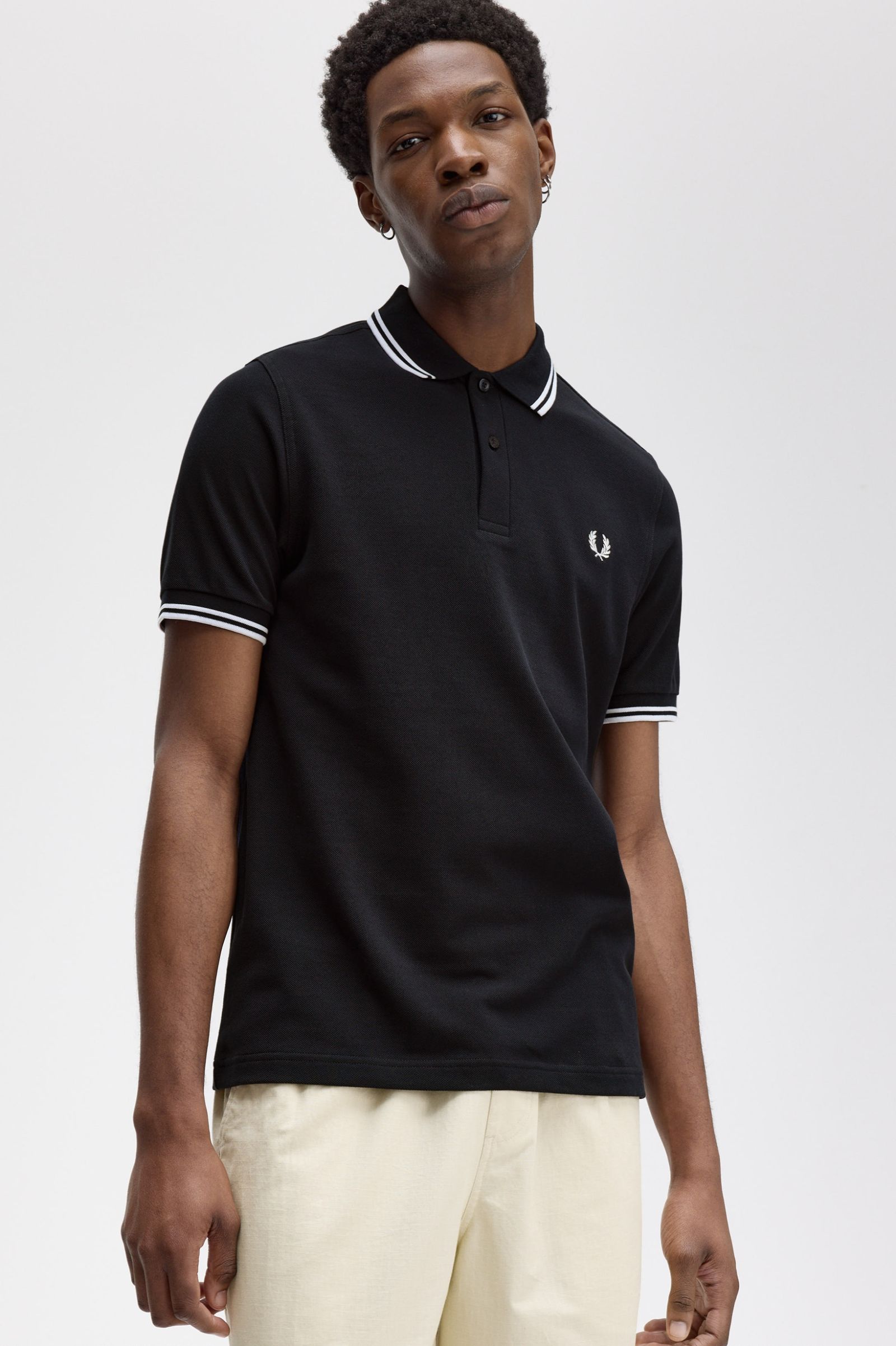 THE SHIRT (Navy Blue / White / White)