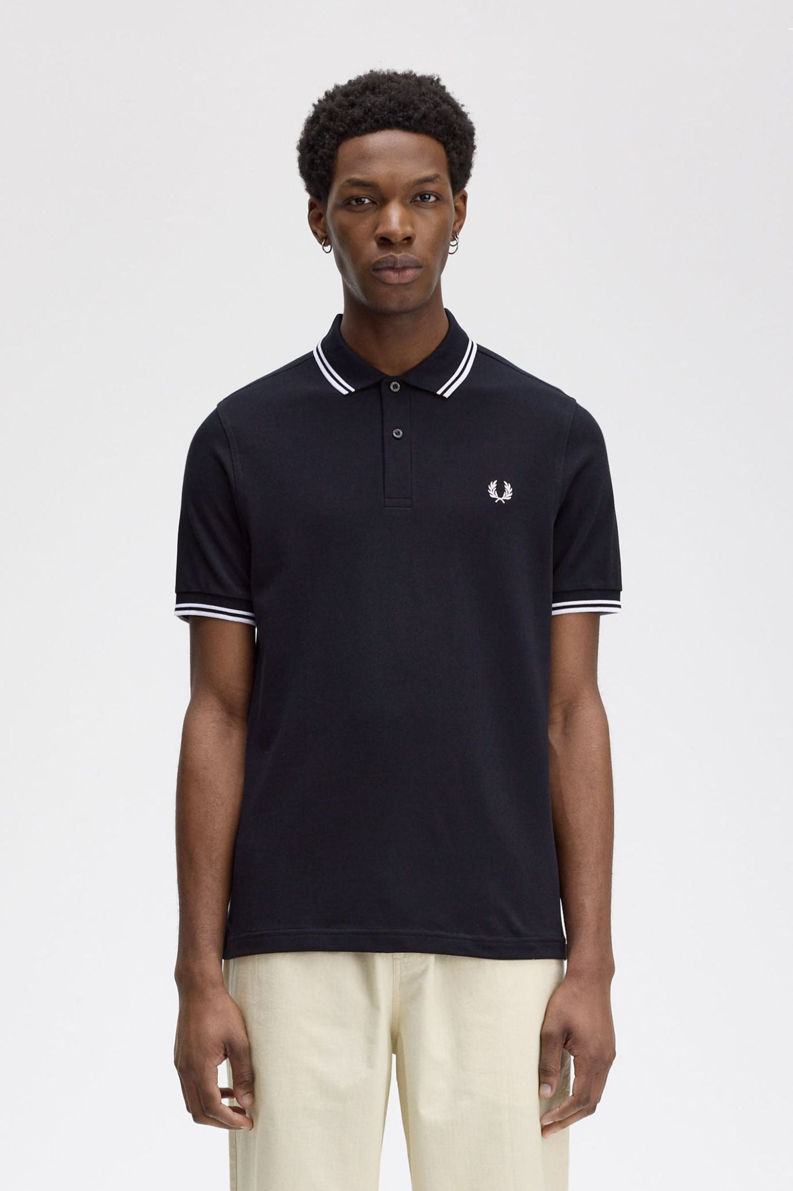THE SHIRT (Navy Blue / White / White)
