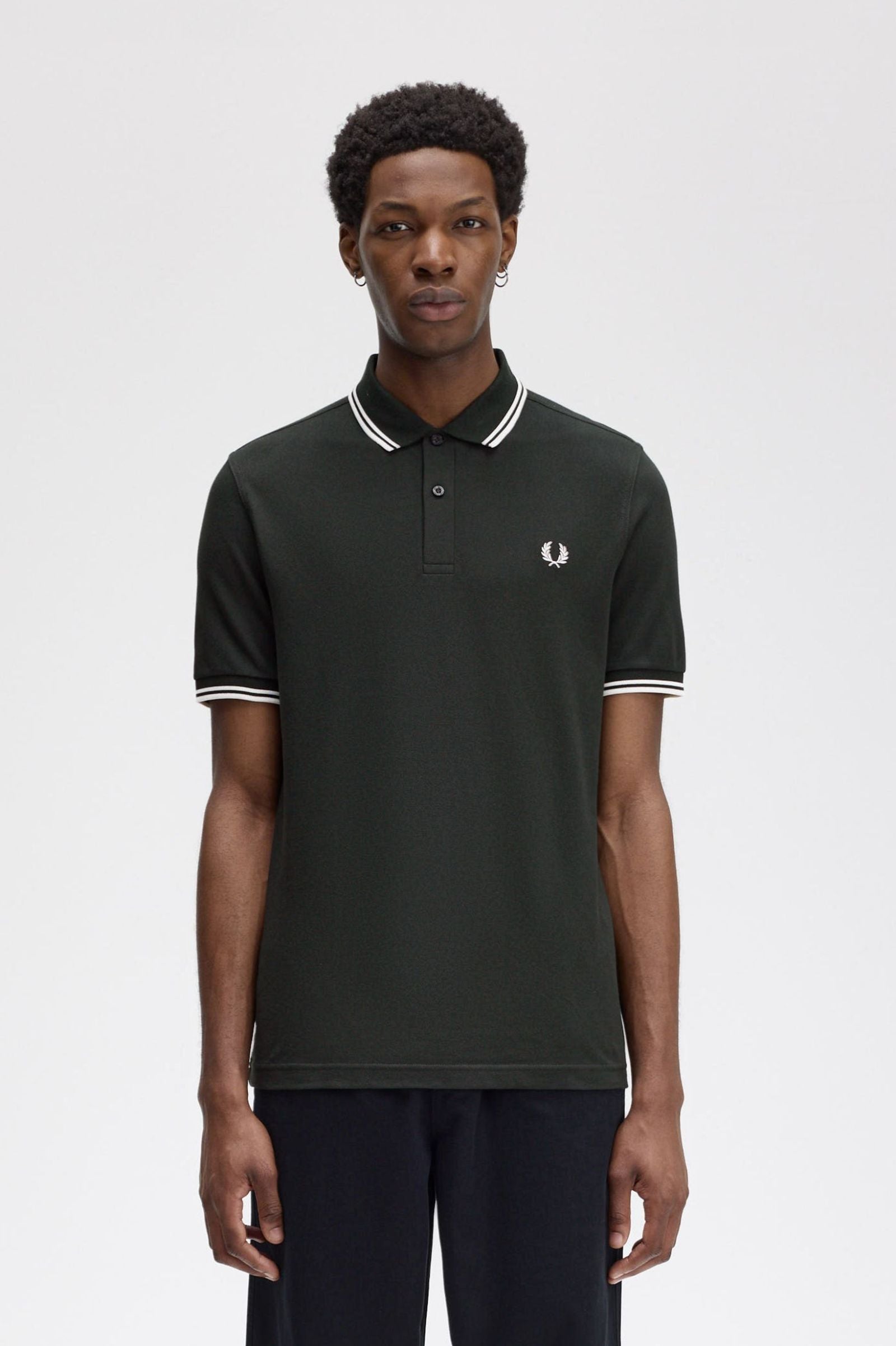 THE SHIRT (Midnight Green / Snow White / Snow White)