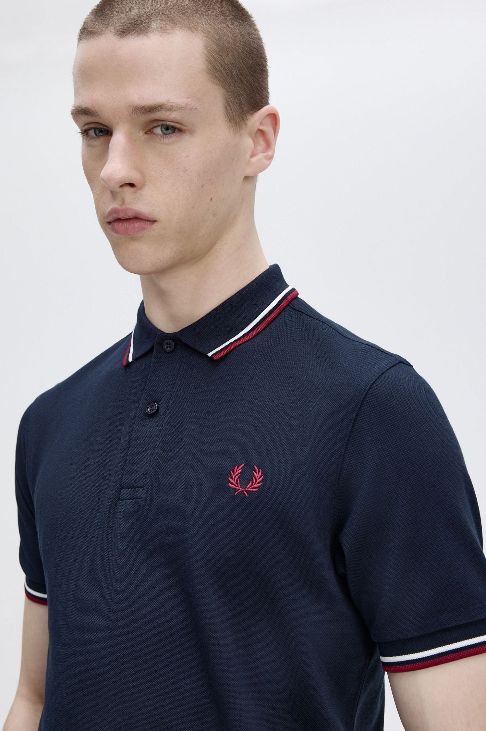 THE SHIRT (Navy Blue / Snow White / Burnt Red)