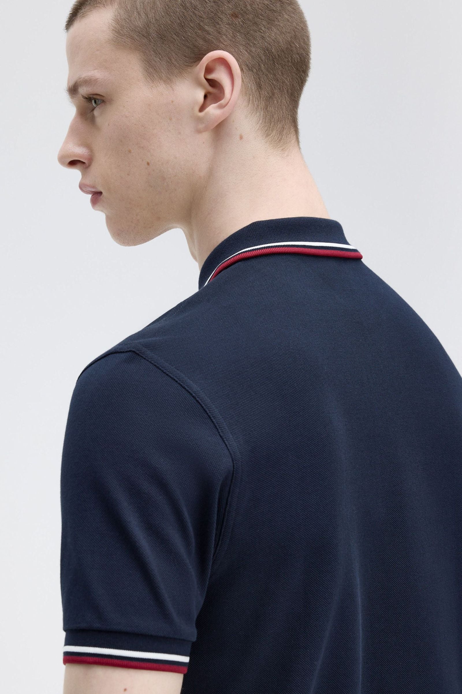 THE SHIRT (Navy Blue / Snow White / Burnt Red)