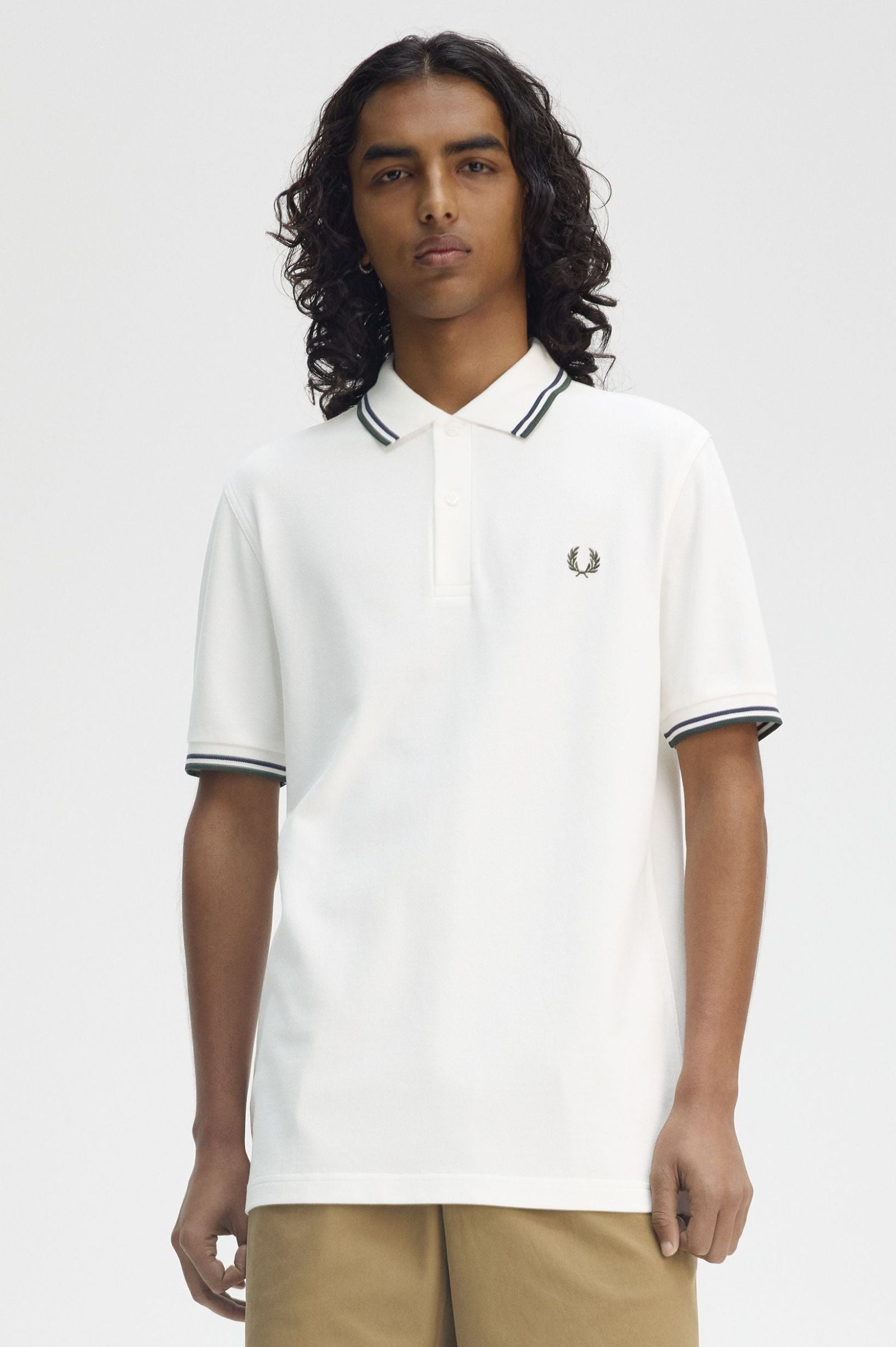 THE SHIRT (Snow White / Tennis Blue / Field Green)