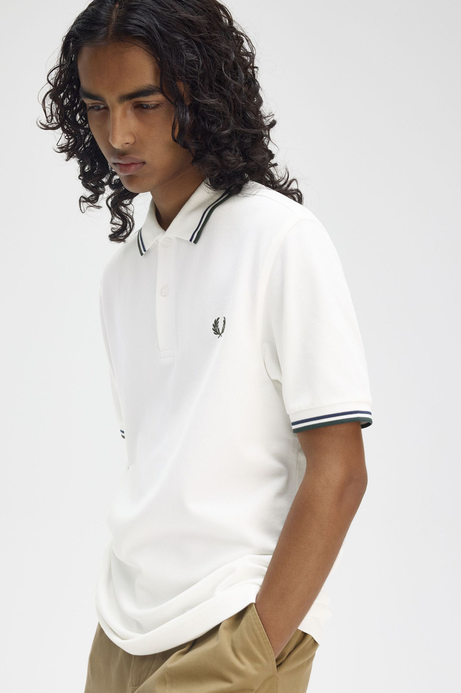 THE SHIRT (Snow White / Tennis Blue / Field Green)