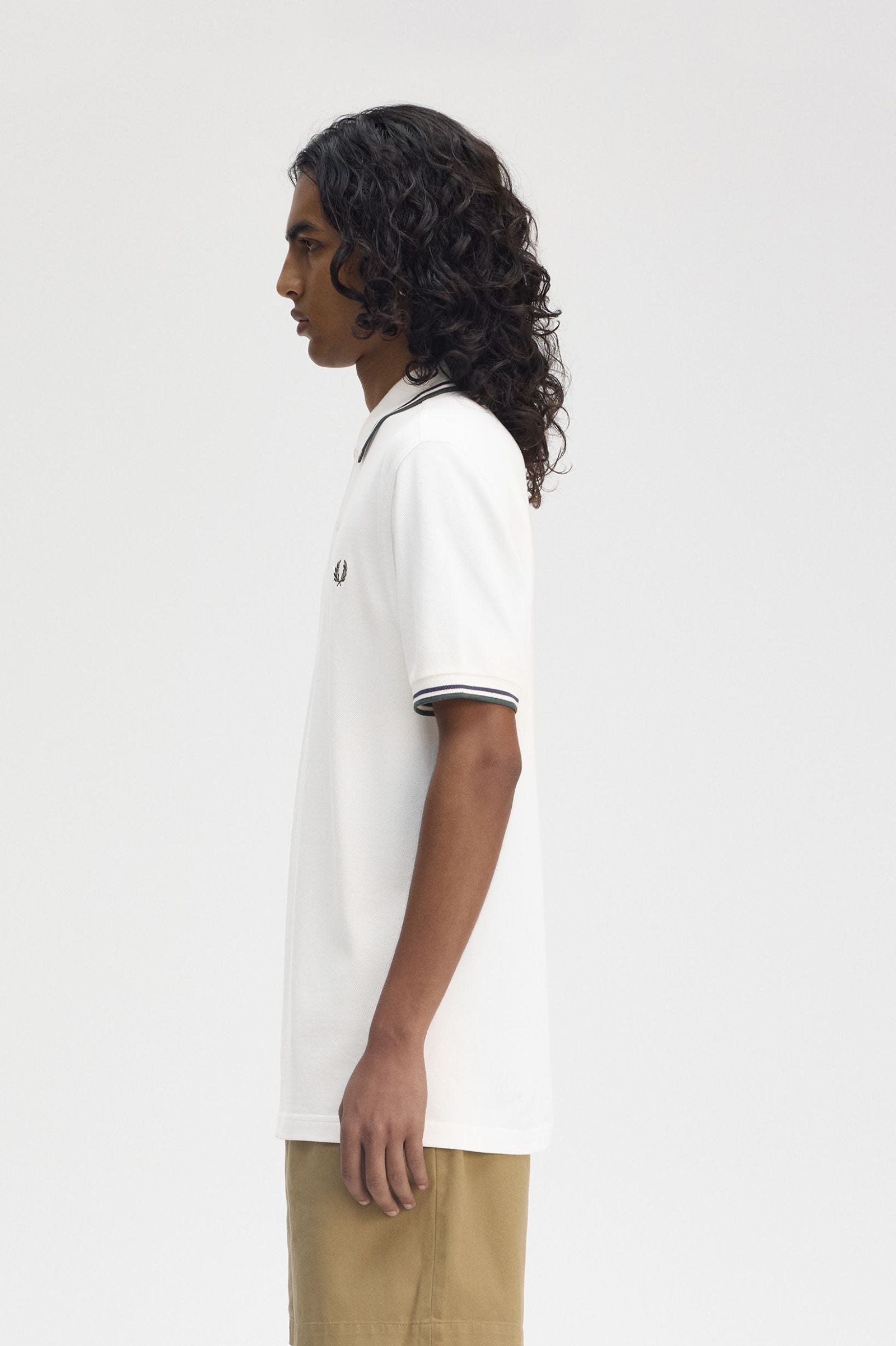 THE SHIRT (Snow White / Tennis Blue / Field Green)