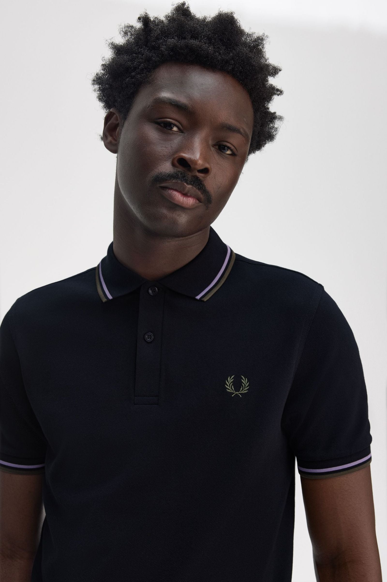 THE SHIRT (Navy Blue / Ultra Violet / Laurel Wreath Green)