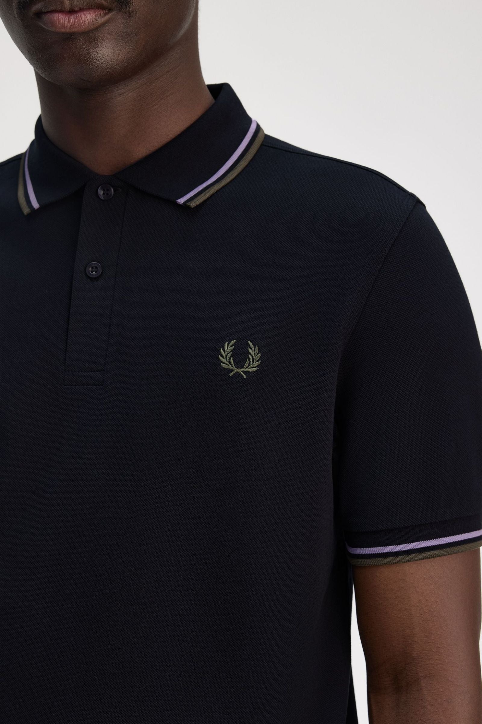 THE SHIRT (Navy Blue / Ultra Violet / Laurel Wreath Green)