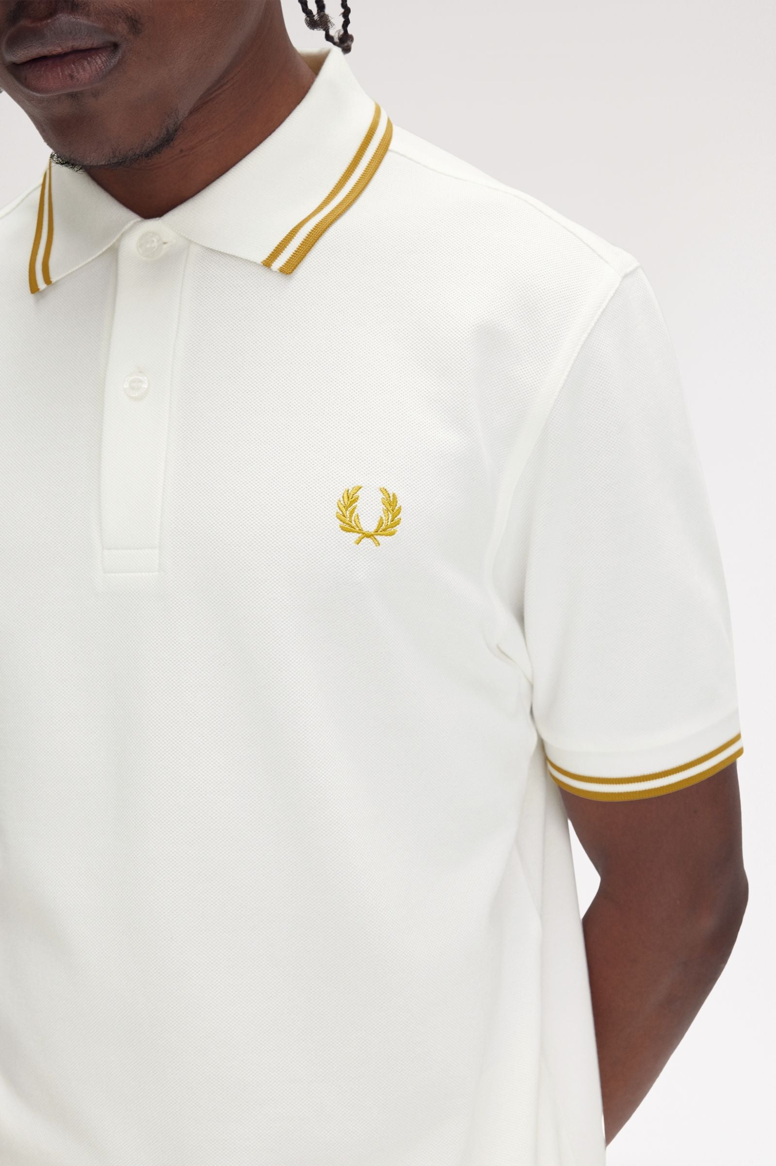 THE SHIRT (Snow White / Honeycomb / Honeycomb)