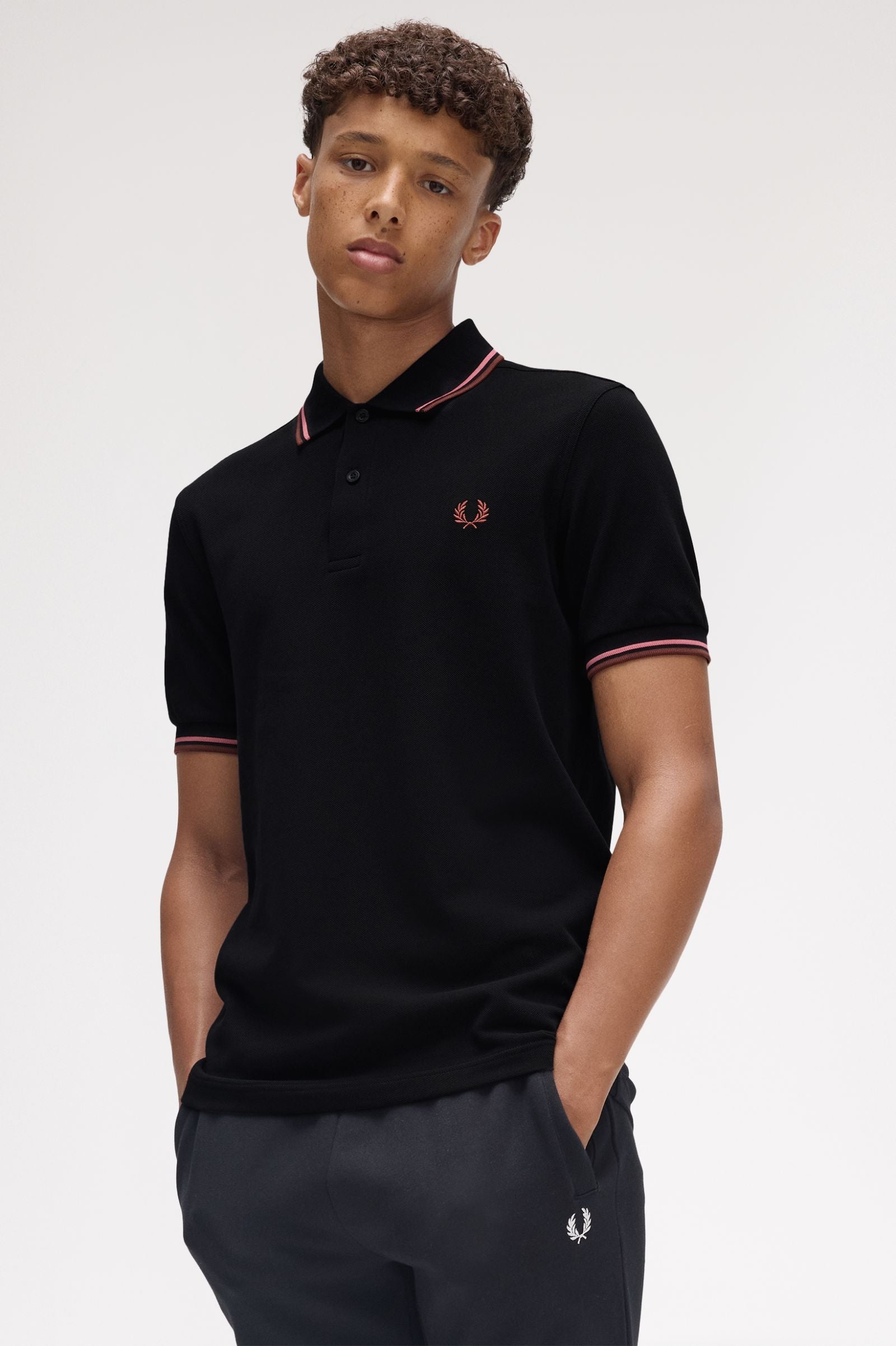 THE SHIRT (Black / Putty Pink / Whiskey Brown)