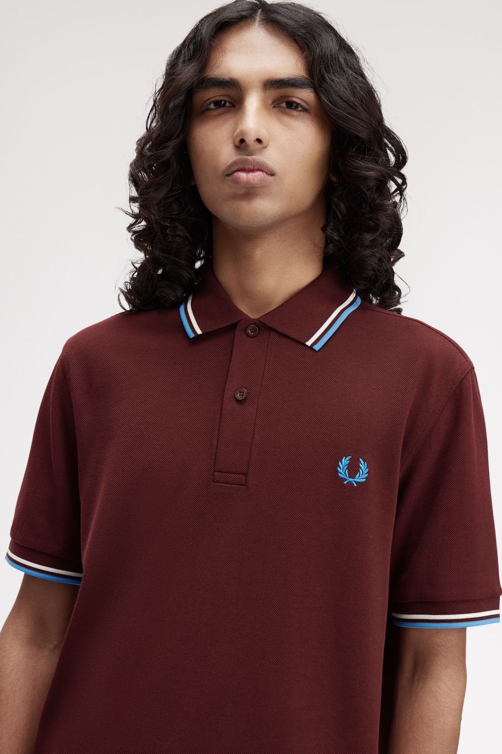 THE SHIRT (Dark Red / Raw / Field Blue)